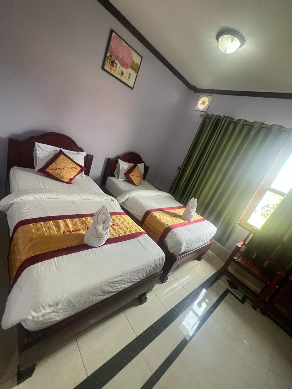 Khampaseuth Hotel Vang Vieng Extérieur photo