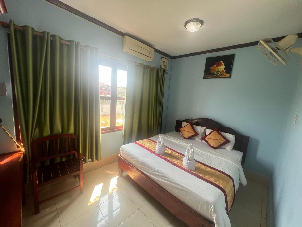 Khampaseuth Hotel Vang Vieng Extérieur photo