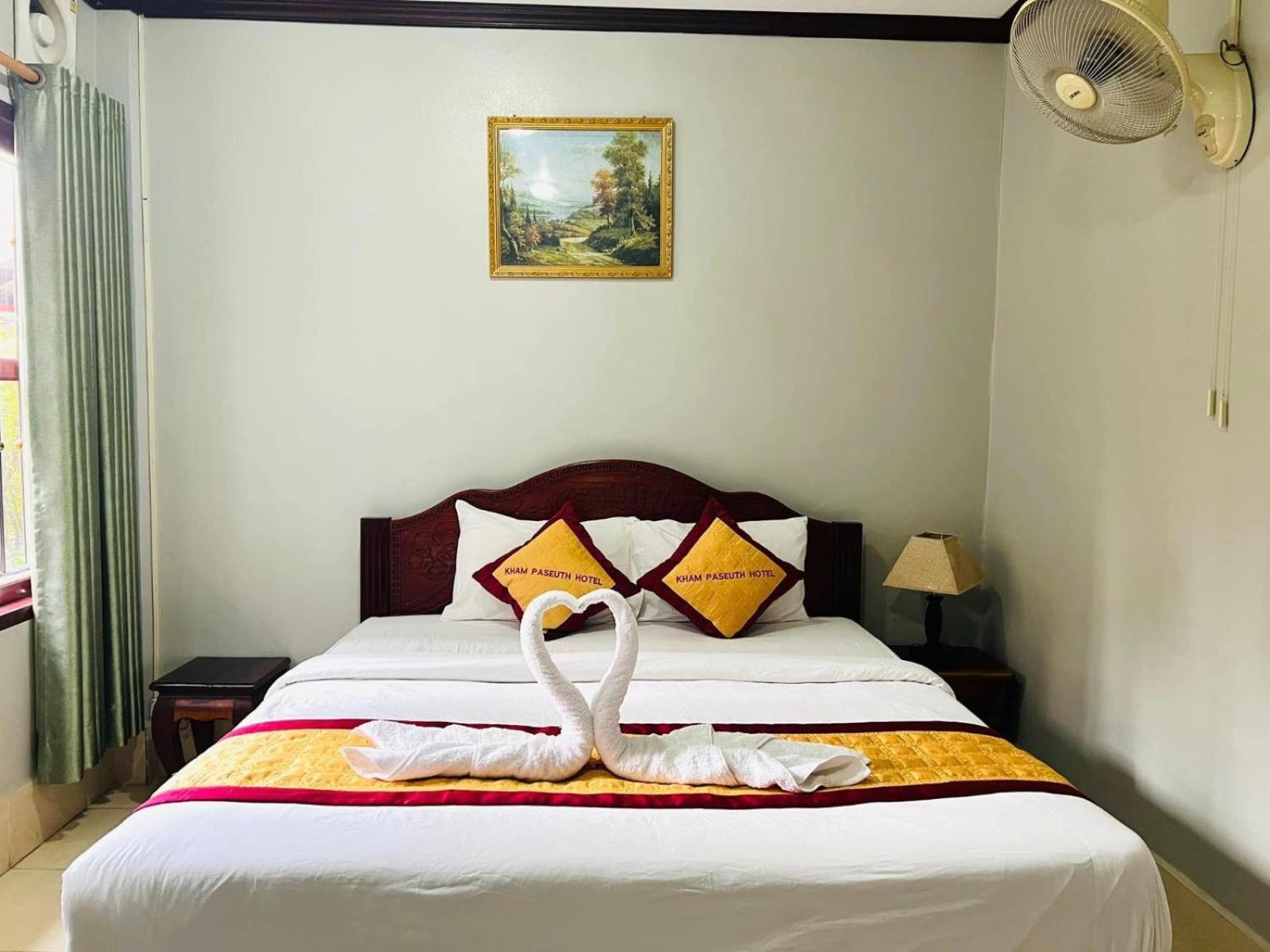 Khampaseuth Hotel Vang Vieng Extérieur photo